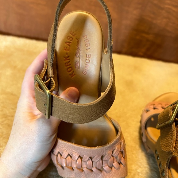 Kork Ease Block Heel Sandal 6 - Picture 4 of 5